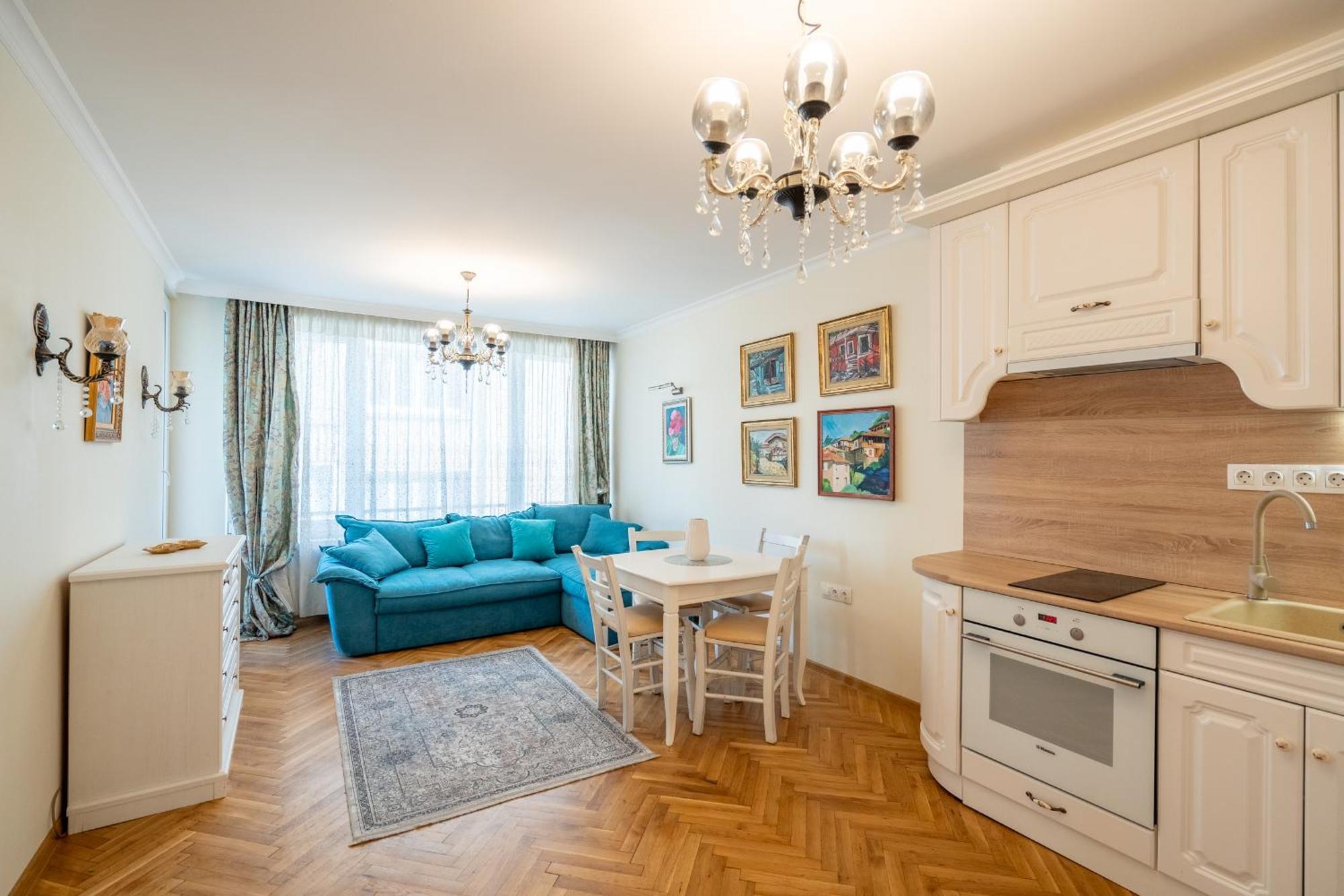 The Right Choice 13 Apartment Sofia